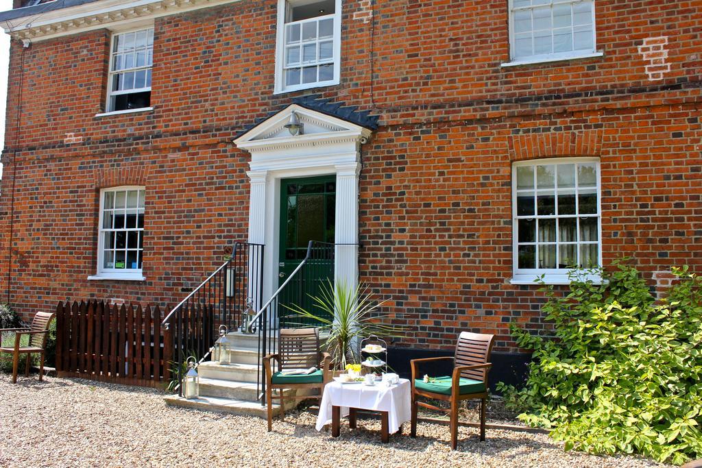 The Kilns Hotel ブレントウッド エクステリア 写真